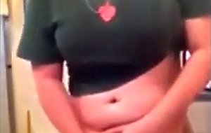 Thick amateur cums in restroom