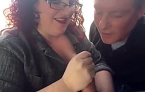 Wife shares cock and cum in car with cuckold