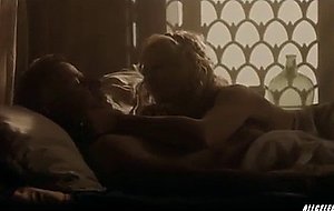 Lisa chappell and uncredited actresses