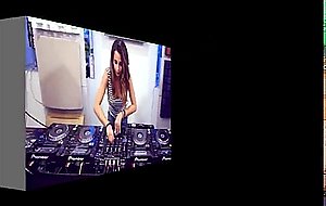 Happy hour dj & shuffle dance