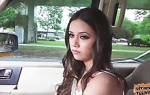 Teen lucy save by a helpful stranger