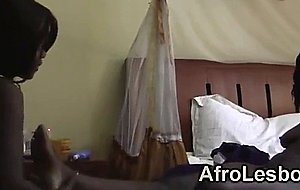 Afrolesbo-15-8-217-megan-veronica-bedroom-