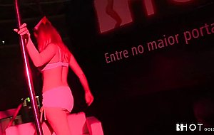 Public Live Anal Milf