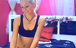 College blonde opens for chat