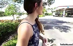 Gorgeous rayna rose flash tits for a fat cash