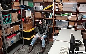 Lp officer plowing amilia onyx