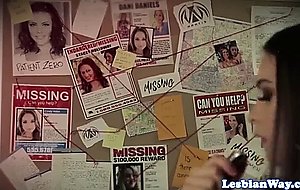 Beautiful les teen scissoring in sapphic orgy