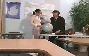 Teacher can't bring himself to stop her - Banapro s...