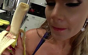 Phoenix marie teases as she deepthroats a banana