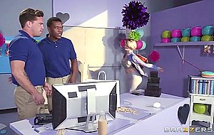 Joslyn james shows off her huge boobs and seduces the guy