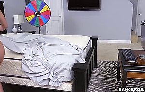 Kitty caprice has a thick body with big juicy tits