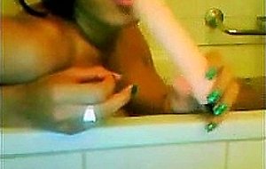 Pleasing myself in the tub