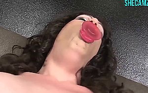 She dildos her ass until she cums