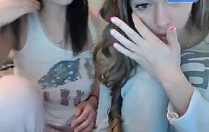 Extremely honey webcam teen pussy play close up