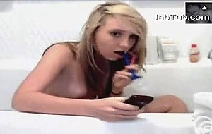Amateur honey girl play on webcam