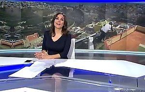 Spanish news anchor tight dress  