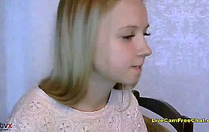 Amateur Live Cam Chat with Beautiful Teen w Big Tits