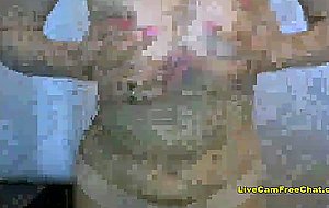 Amateur Live Cam Chat with Beautiful Teen w Big Tits