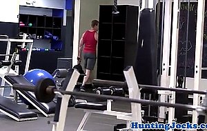 Hot stud sucking on dick and fucking 