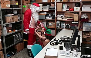 Lp officer lets the shoplyfters ride him 