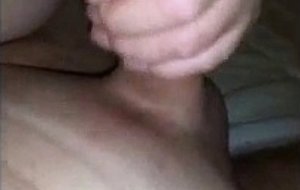 Experienced cougar sucking dick