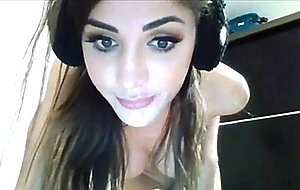 Cute teenager with a headset shemale nicole montero por