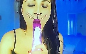Sammy golden kitty vibrator suck 