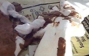 Milf with beautifull big ass shitting in her pants