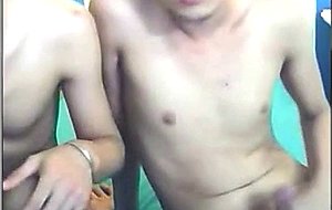 Amateur guys handjobs on cam
