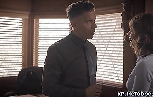 Adriana Chechik gets her asshole gaped wide open