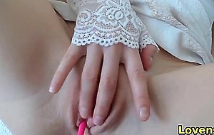 hot babe fingerfucking her tasty pussy on webcam