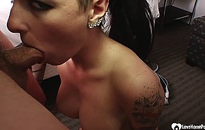 Kinky tattooed beauty gets a dick to suck