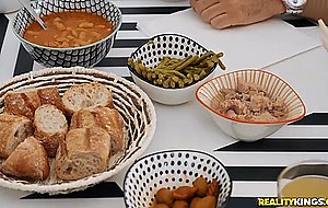 Jordi REALLY likes his new Stepsis Katana!