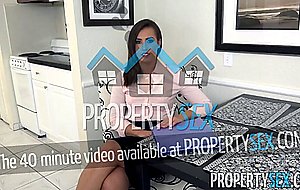 Propertysex sweet real estate agent with big ass fucks boss to keep job