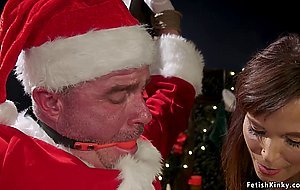 Milf femdom rides face to Santa