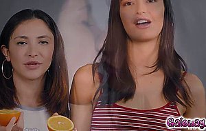 Jane and Emily orgasm as they show their incredible chemistry