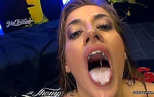 Amazing anal with cums on shaved silvia dellai