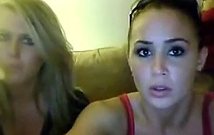 Really honey chicks show it all on msn