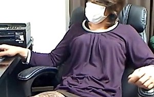 Amateur CD in tigrine pantyhose