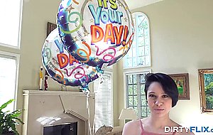 Stepsis wants my cock for bday