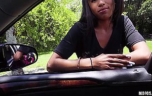 This sweet black girl gives me a free bj in exchange for a ride back home! – Naked Girls