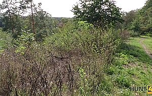 Hunt4k. handsome hunter successfully pucked up cutie on public beach