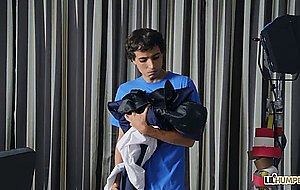 Big and thick MILF accidentally banging her own son during porno recording - Naked Girls