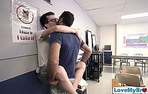 Inexperienced teen fucked by his older stepbrother raw