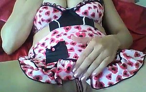 Lovely Chick masturbating and fingering herself