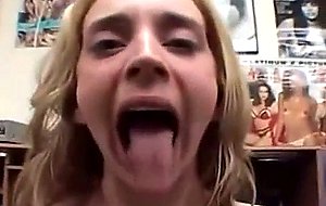 A lot of cumshots in the mouth