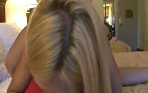 Cheating mommy does 69 in hotel room