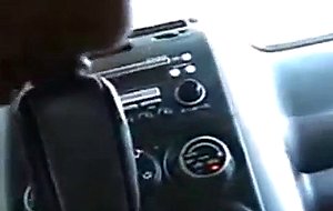 Amateur couple having great sex in the car 