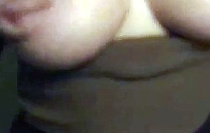Bbw honey teen girl shows her tits on webcam!