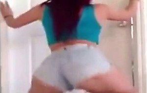 Cute white girl twerk